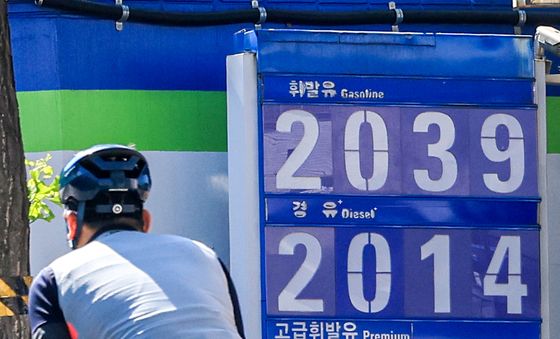 중동 긴장감 고조에 국제유가 급등