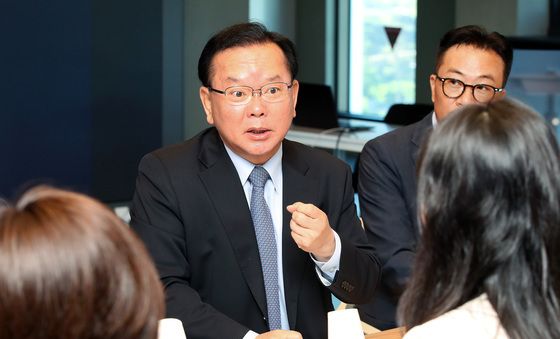 수성알파시티 찾은 김부겸 후보