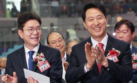 손뼉치는 정원오·오세훈