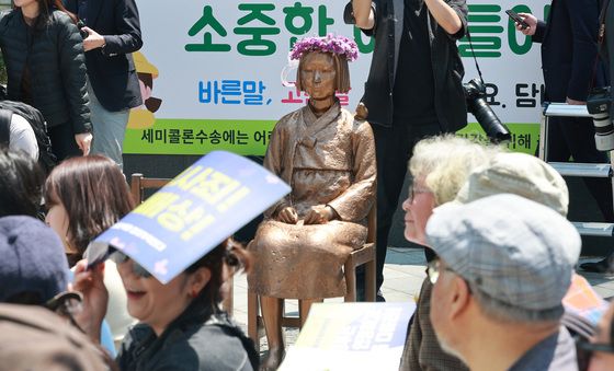 시민들 곁으로 돌아온 평화의 소녀상