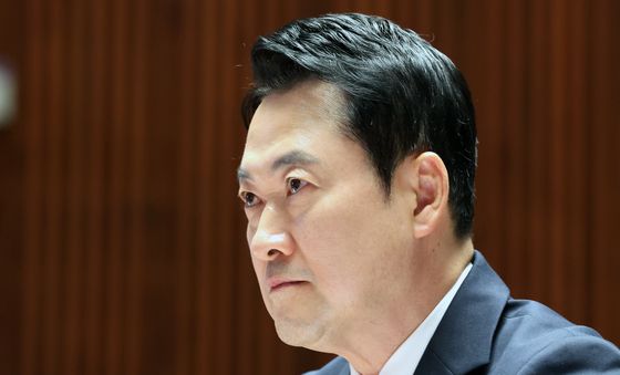생각에 잠긴 장동혁 대표