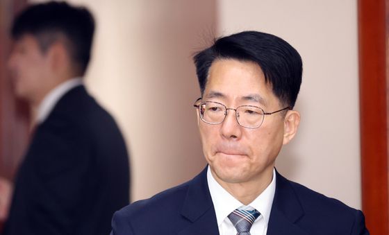 민생물가 특별관리 관계장관 TF 회의 참석하는 황종우 장관