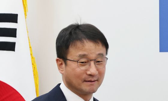 회의 참석하는 한병도 원내대표