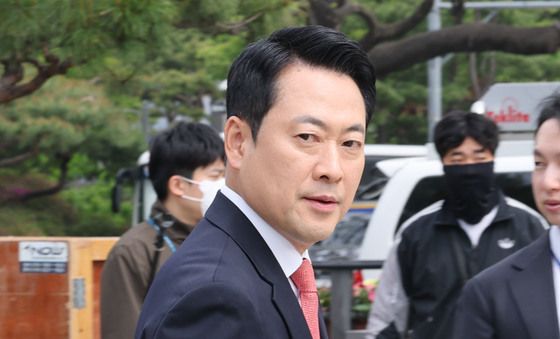 청와대 앞 현장최고위 참석하는 장동혁