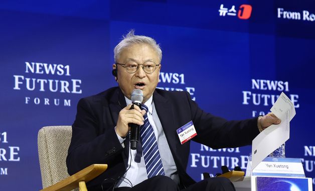 [NFF 2026] 패널 토론서 발언하는 옌쉐퉁 칭화대 국제관계연구원 명예원장
