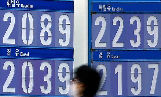 걷게되는 고유가 상황…5차 석유 최고가격제 7시 발표