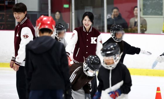 국가대표 김길리·임종언, 취약계층 아동 대상 스케이트 강습