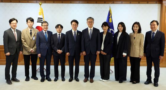 김민석 총리, 사행산업통합감독위원회 민간위원 위촉
