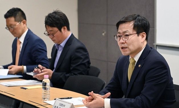 발언하는 여한구 통상본부장