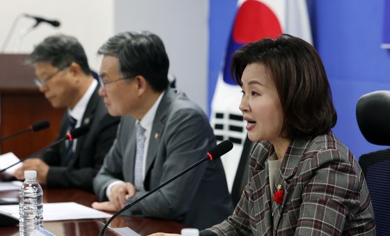 모두발언하는 이수진 TF 단장