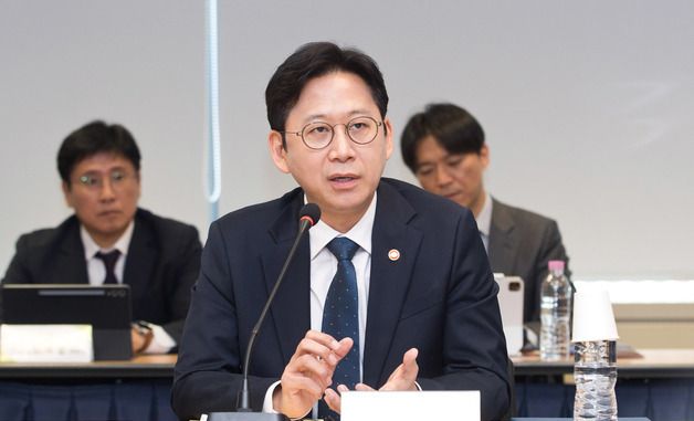 발언하는 배경훈 부총리