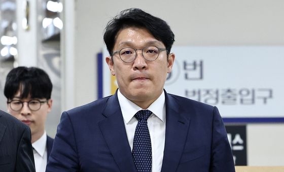 2심 선고 출석하는 '김건희 그림 청탁 혐의' 김상민 전검사