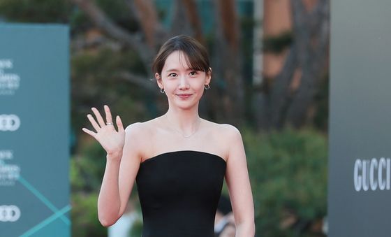 임윤아, 백상 찾은 꽃사슴