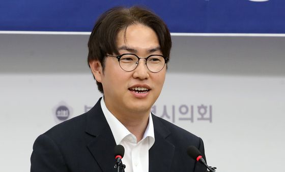 기자회견 갖는 하정우 후보