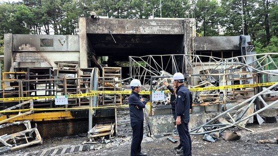 한화에어로스페이스 대전공장 사고 현장 방문한 김영훈 장관