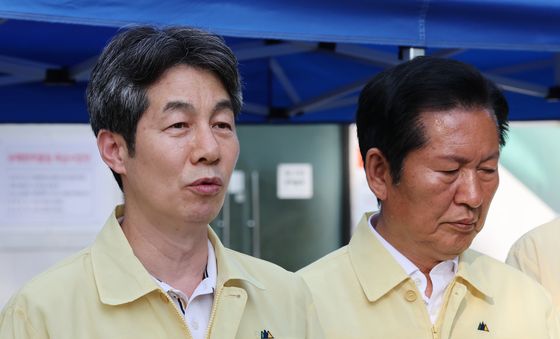 입장 밝히는 윤건영 재난재해대책특별위원장