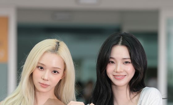 윈터·카리나, 대한민국 축구 대표팀을 응원합니다