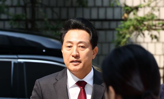 공판 출석하는 오세훈 서울시장