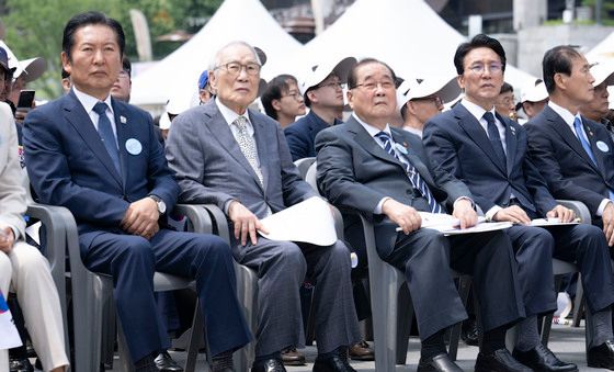 6.10 만세운동 기념식 참석한 김민석 총리와 정청래 대표