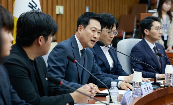 시국선언 대학생들 만난 장동혁 대표