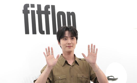 데이식스 영케이, 촉촉히 스며드는 미소