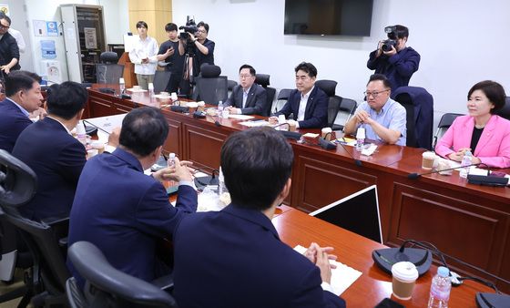 한자리에 모인 대안과미래