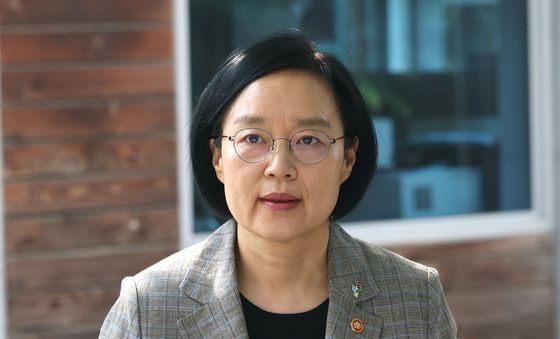 출근하는 한성숙 총리 후보자