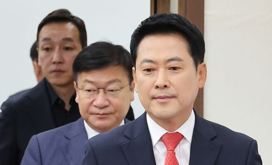 장동혁·정점식, 최고위 참석