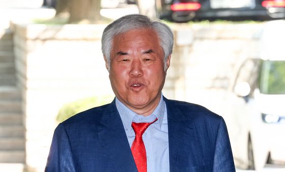 공판 출석하는 전광훈 목사
