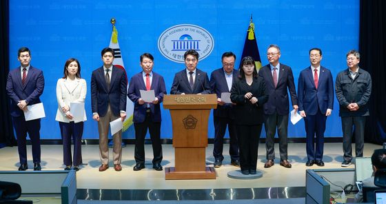 장동혁 대표 사퇴 요구하는 대안과미래