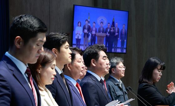 장동혁 대표직 사퇴 요구하는 대안과미래