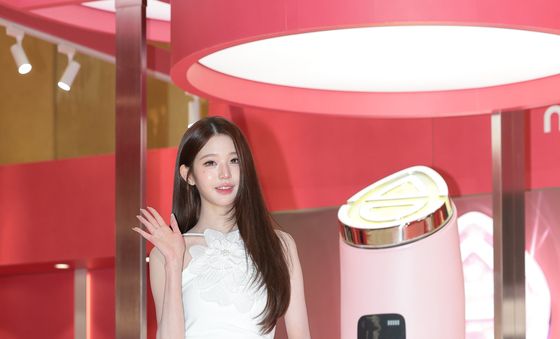 장원영, 美의 여신