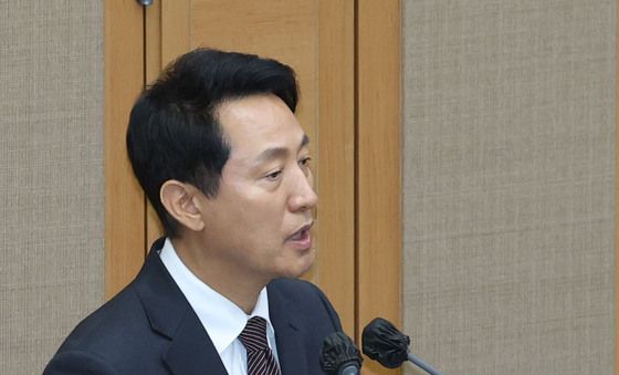 답변하는 오세훈 시장