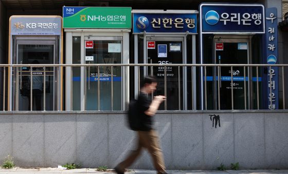 '빚투' 수요에 신용대출 급증