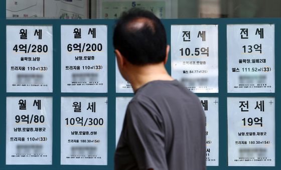 서울 아파트 전세·월세 '50:50' 시대