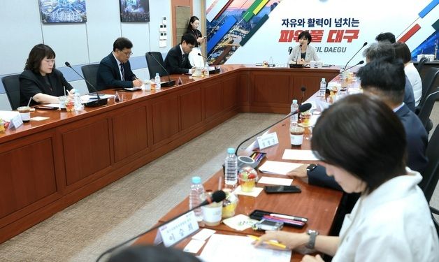 현수엽 보건복지부 제1차관, 고립위기 대응 정책 현황 점검