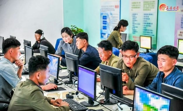 농업 기술 습득하는 北 장천남새농장 주민들