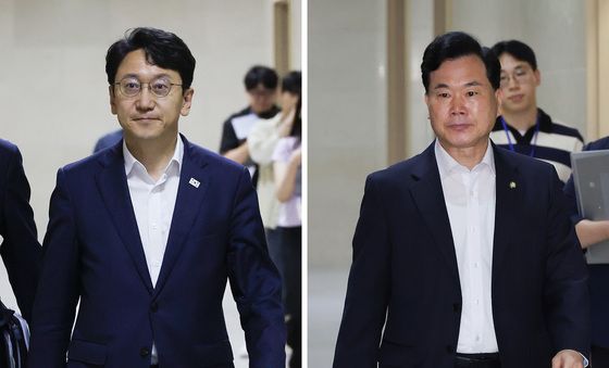 여야 원내수석 회동 참석하는 천준호·김승수