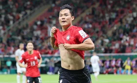 세리머니하는 오현규 '역전골이야'