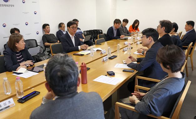 최휘영 장관, 문화예술정책자문위 애니메이션 분과 회의
