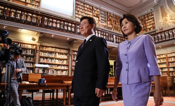 우피치 미술관 찾은 이재명 대통령·김혜경 여사