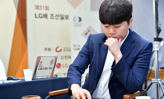 신민준 9단, 왕싱하오에 극적인 반집승
