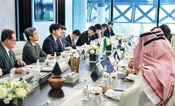 김정관 장관, 사우디 산업광물자원부 장관 면담