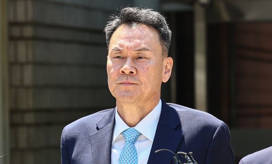 영장심사 마친 김명수 전 합참의장