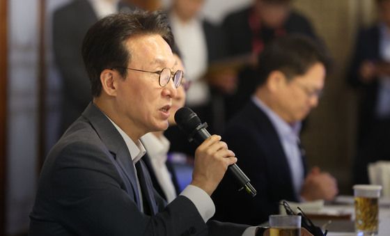 광역단체장 당선자 만난 김민석 총리