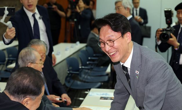 6·15 남북정상회담 기념식 찾은 김민석 총리