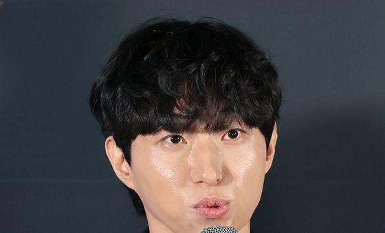 '눈동자' 메가폰 잡은 염지호 감독