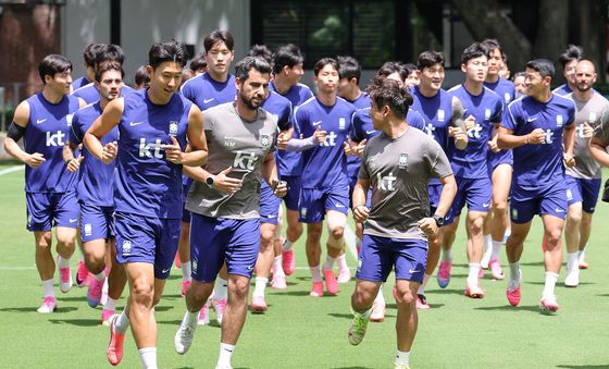 함께 달리는 대한민국 축구대표팀
