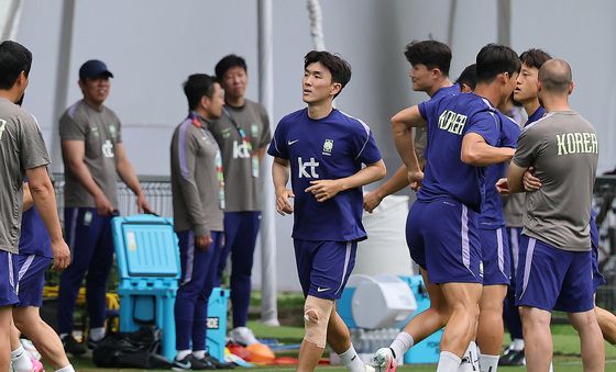 훈련하는 황인범