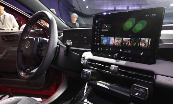 토요타 '올 뉴 RAV4' 국내 출시…LGU+ 인포테인먼트 탑재